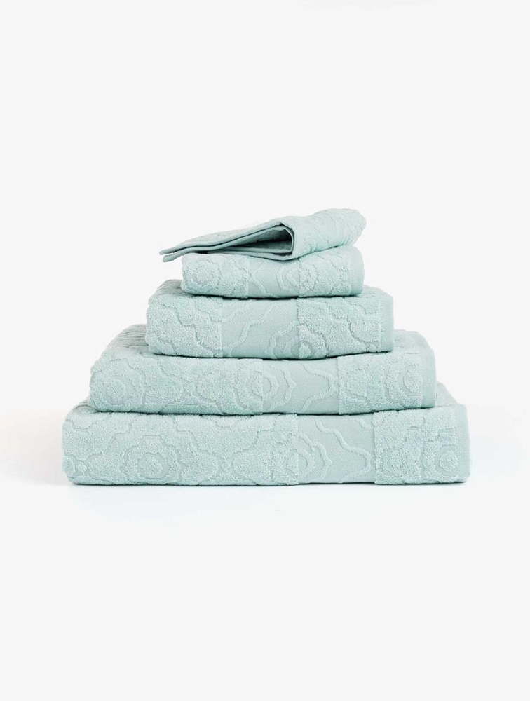 MyRunway Shop Woolworths Aqua Exquisite Cotton Bath Towel for Women